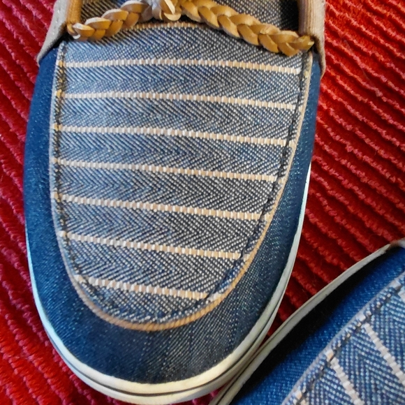 Grasshoppers Tan and Blue Casual Shoes - Picture 7 of 16